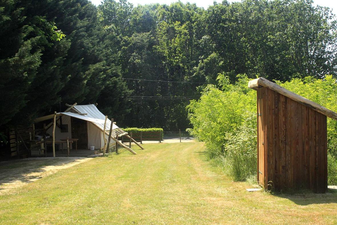 Tente Trappeur Ada, Au Jardin De La Vouivre Saint-Vincent-en-Bresse Exteriör bild