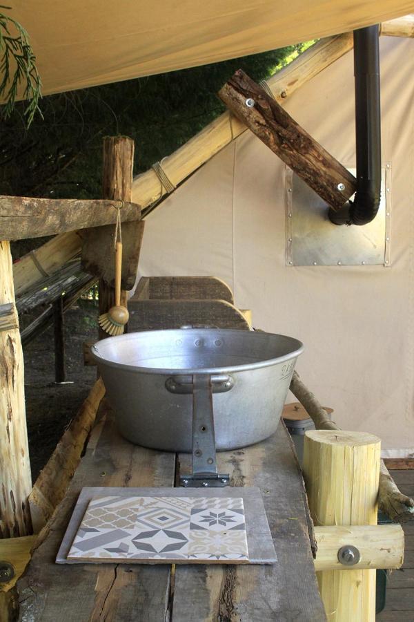 Tente Trappeur Ada, Au Jardin De La Vouivre Saint-Vincent-en-Bresse Exteriör bild